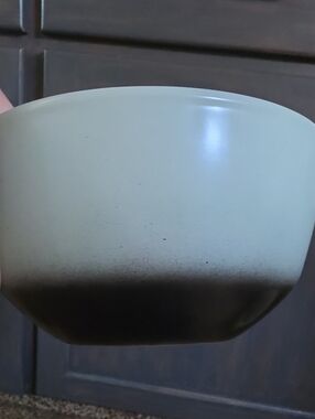Anchor‎ Hocking Gray-to-Black Ombre Serving Bowl